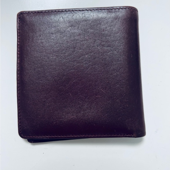 Christian Dior Wallet - Picture 2 of 8